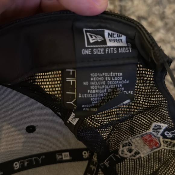 NY Giants Salute to Service Snapback - Picture 4 of 4